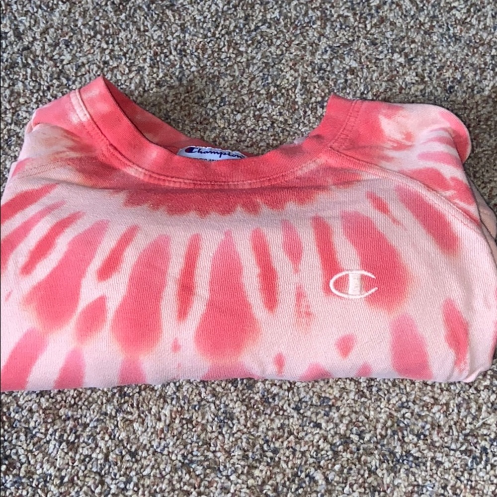 Pink tie-dye champion pull over